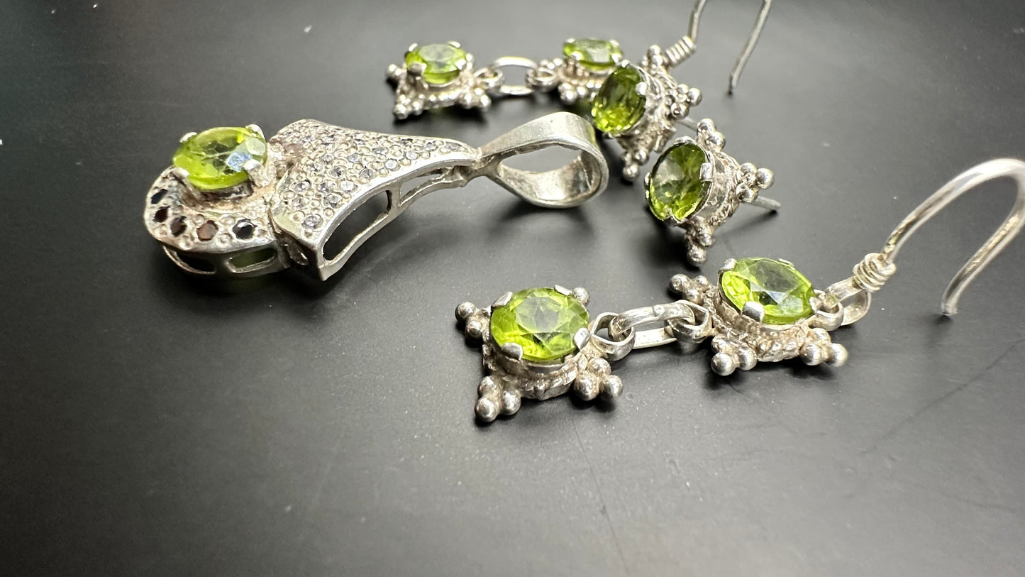 Peridot jewelry full set earring 1 set tops 1 set 1 pendent Silver sterling