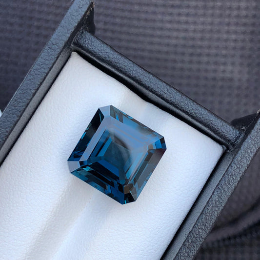 London Blue topaz daddyhand