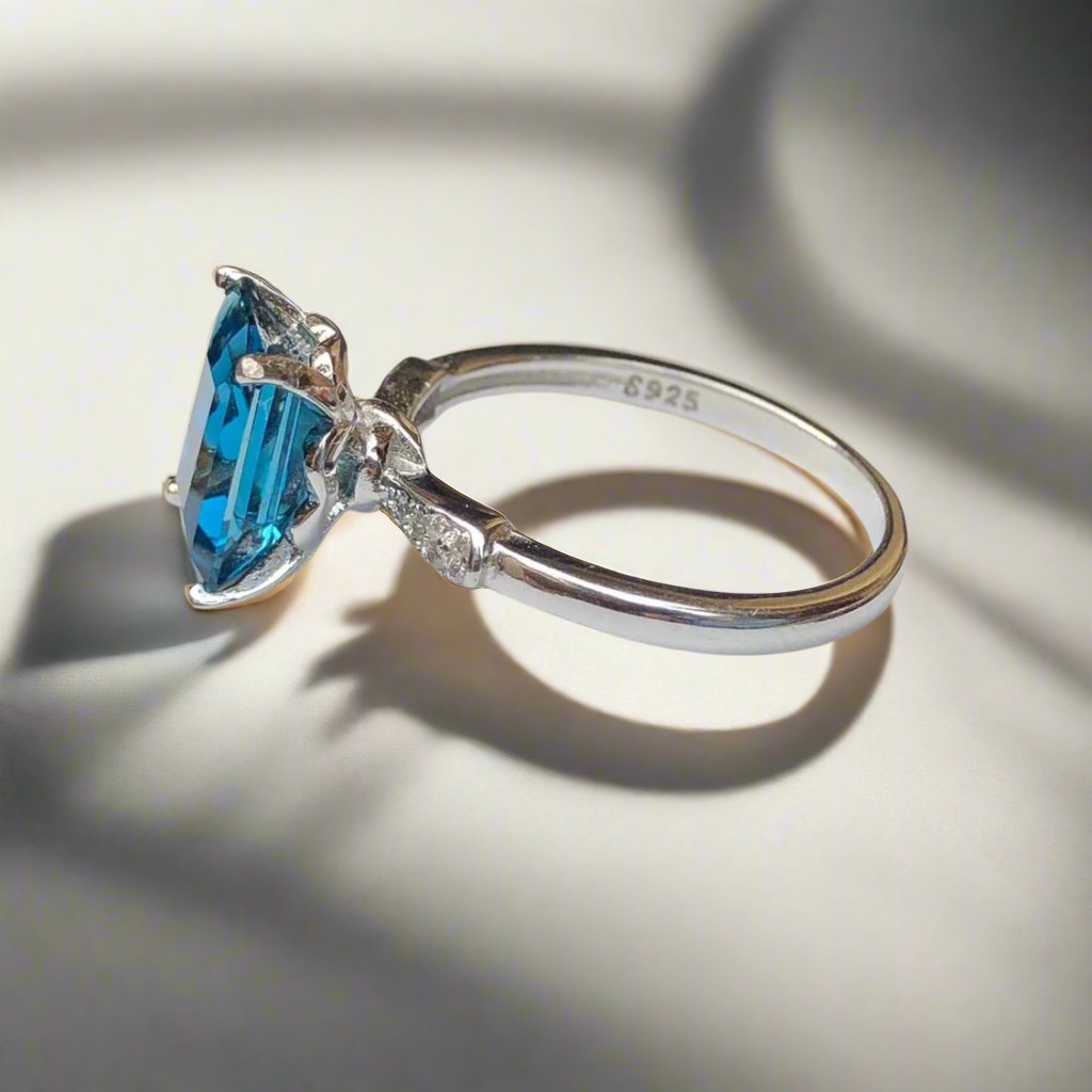 Unique Design London Blue Topaz Ladies Ring