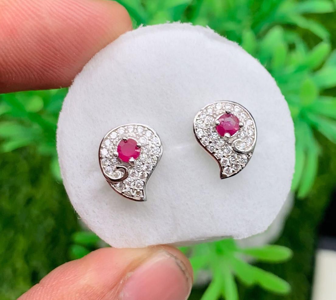 Beautiful Natural ruby silver taps with rhodium