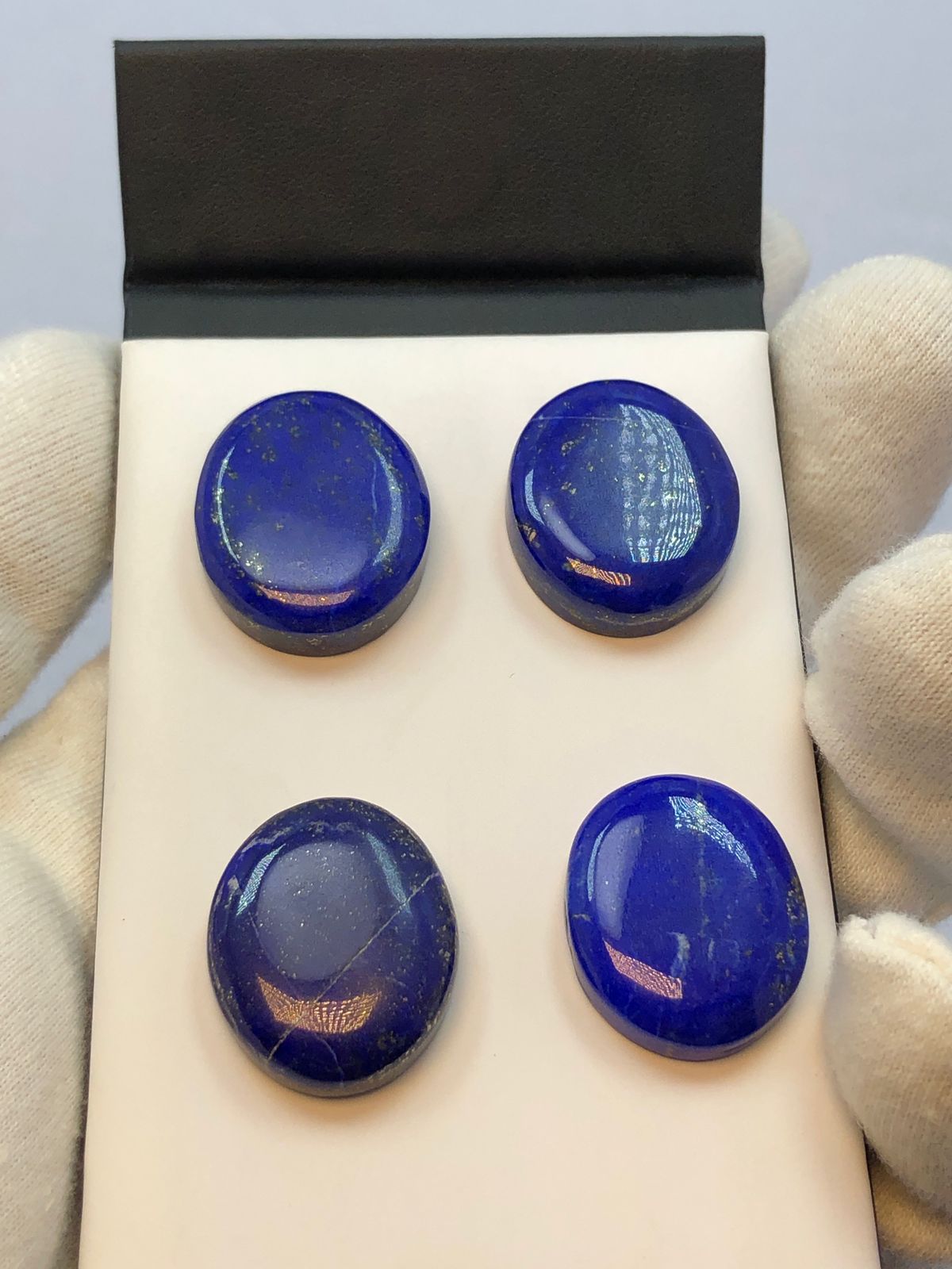 natural Lapis lazuli