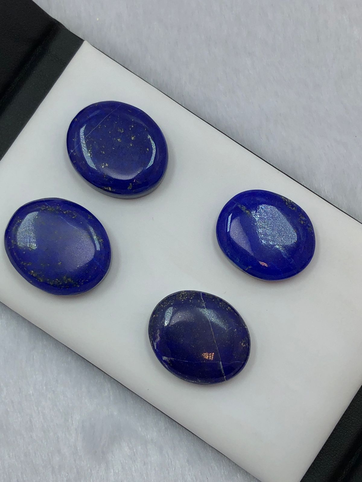 natural Lapis lazuli