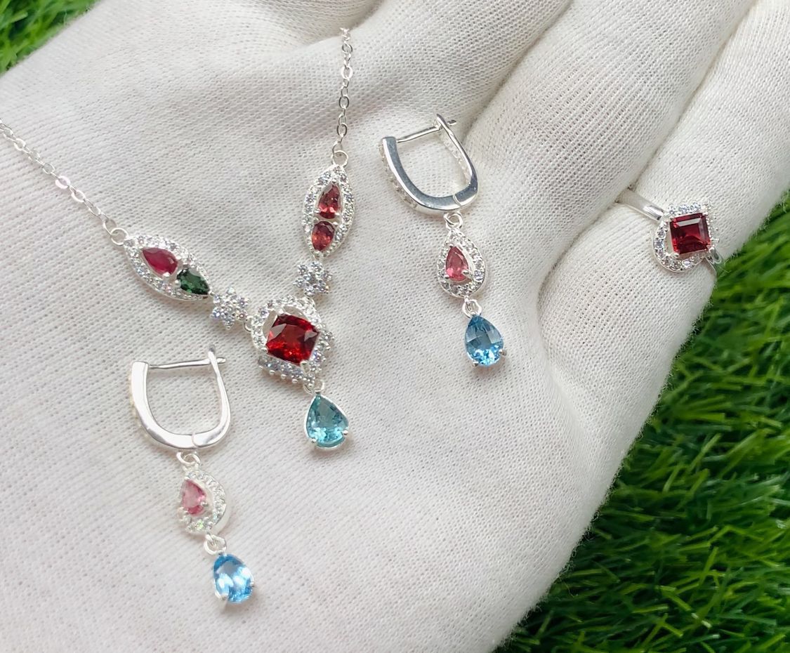 Rhodolite Garnet and Swiss topaz jewelry set