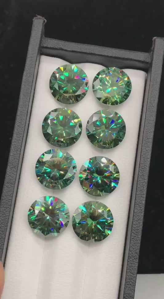 Beautiful faceted Moissnite lot Available for sale